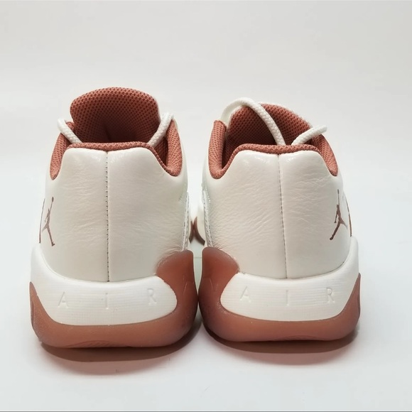 AIR JORDAN 11 CMFT SAIL/SKY J ORANGE LOW DV2629-108 Womens Size 9.5 Nike NEW - Picture 5 of 5